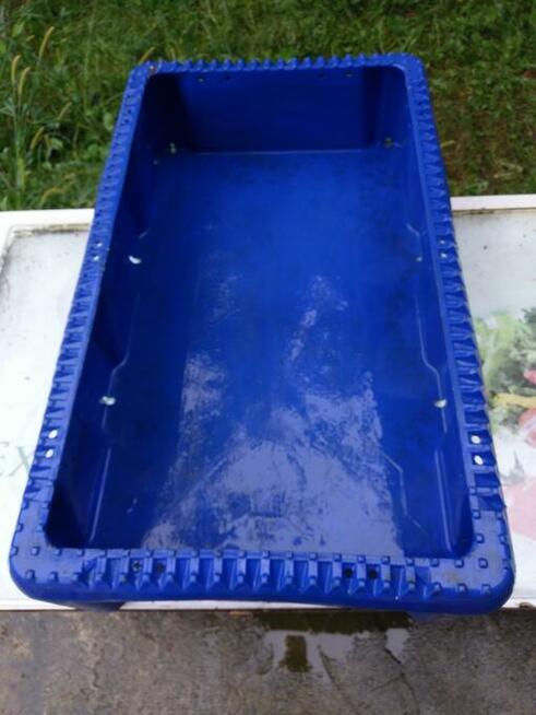 Skrzynki, baseny na ryby (lód)