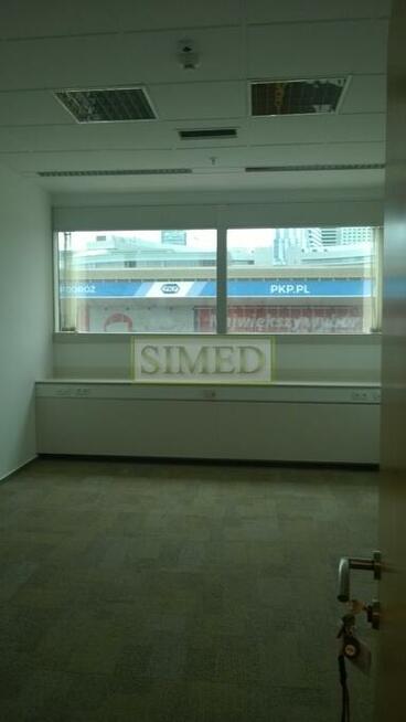 Prestiżowy obiekt, kilka minut od PKP i metra