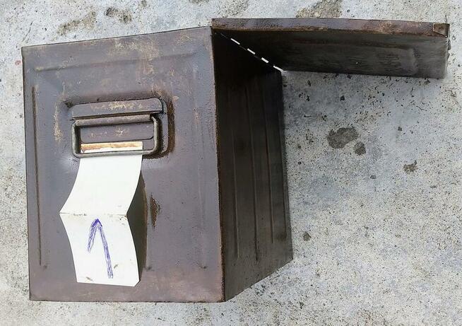 SKRZYNKA POJEMNIK MAGAZYNOWY METALOWY ZAMYKANY HOB