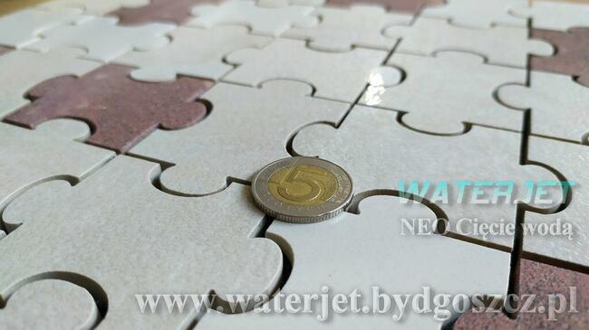 Cięcie wodą płytek ceramicznych, z gresu i innych Bydgoszcz