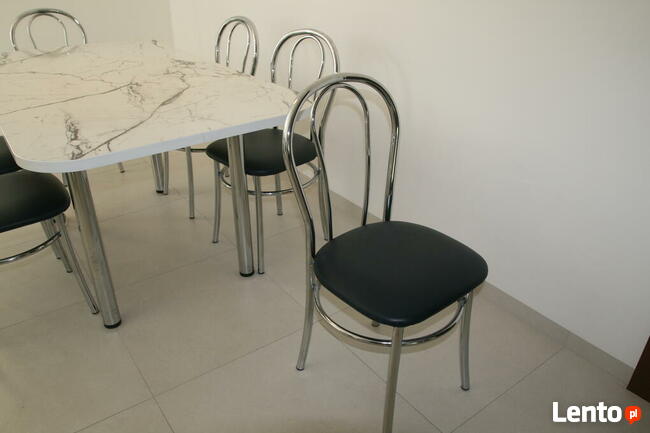 Stol kuchenny z krzeslami