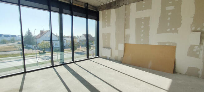 Lokal w nowej Galerii w Zalasewie - OKAZJA!