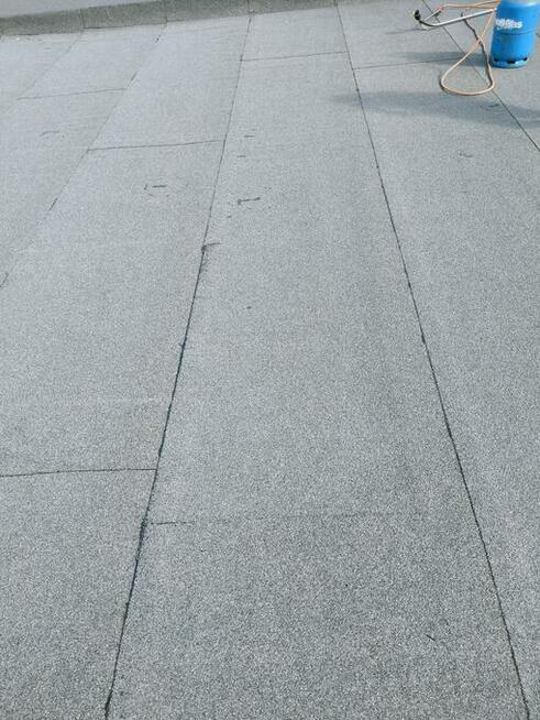 Krycie dachów papą termozgrzewalną