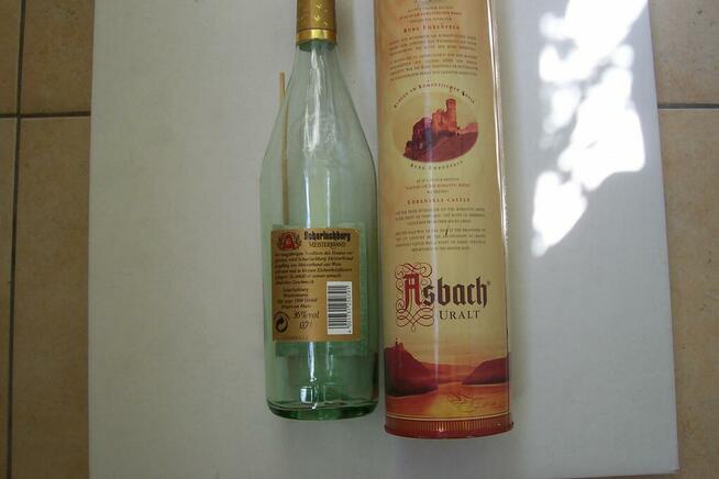 Puszka ozdobna po alkoholu Asbach Uralt 0,7