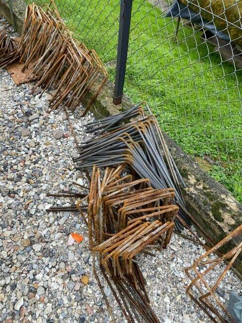 Stal strzemiona budowlane figury zbrojenia jarzemka