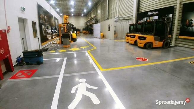 Malowanie linii Oznakowanie poziome Parkingi Hale Garaże