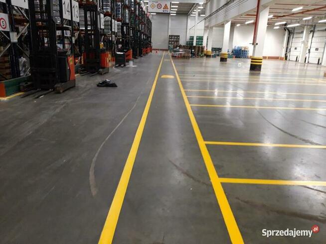 Malowanie linii Oznakowanie poziome Parkingi Hale Garaże