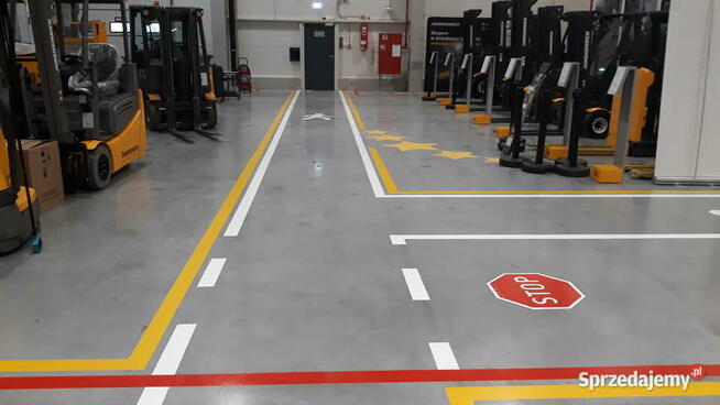 Malowanie linii Oznakowanie poziome Parkingi Hale Garaże