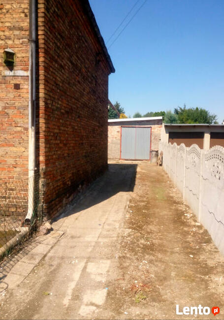 Dom w Luboniu w atrakcyjnej lokalizacji .