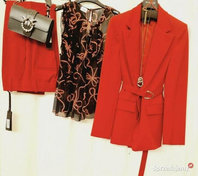Stock włoskiej odzieży Pinko | z metkami | palety i pakiety