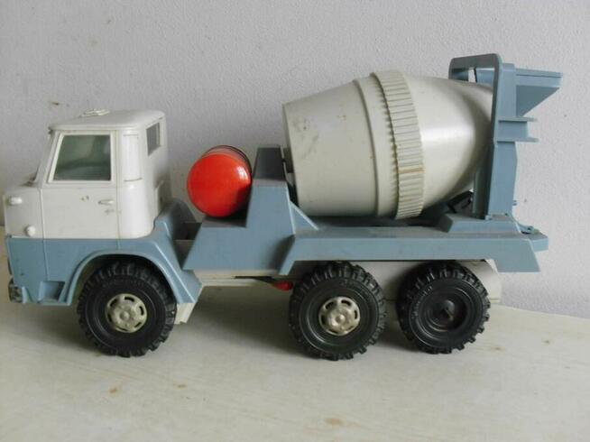 Betoniarka - samochód z PRL-u