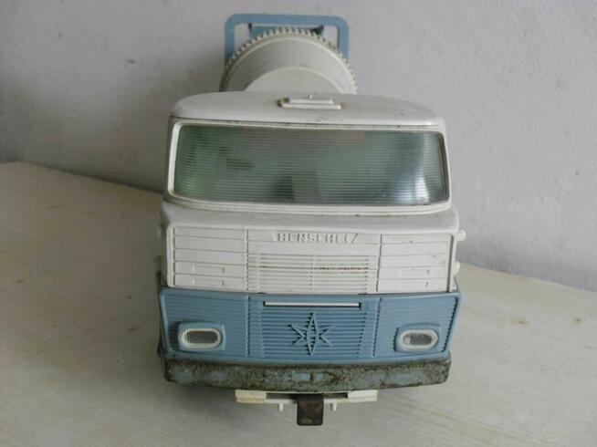 Betoniarka - samochód z PRL-u