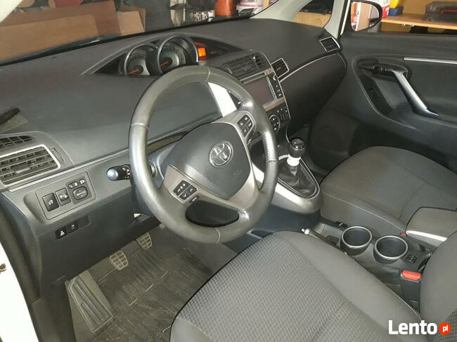 Toyota Verso 1.6 112KM Multimedia, Kamera Klimatronik WEBASTO