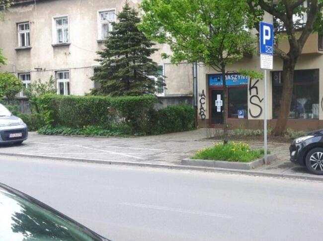 Ostrzenie cążek, nożyczek fryzjerskich , noży.Kraków