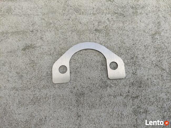 Zabezpieczenie śrub tłumika wydechu Fiat 126p, Fiat 500