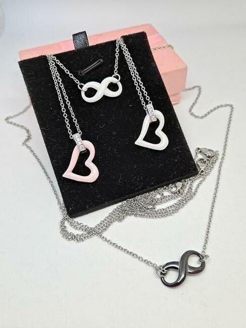 Obrączka ceramiczna łańcuszek kolczyki biała różowa czarna