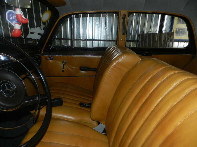 Mercedes ponton kubuś w120 rok 1960