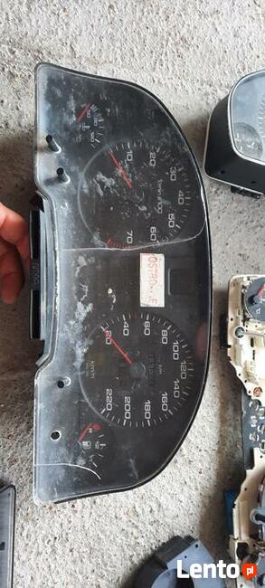 Liczniki audib80 b4 na części