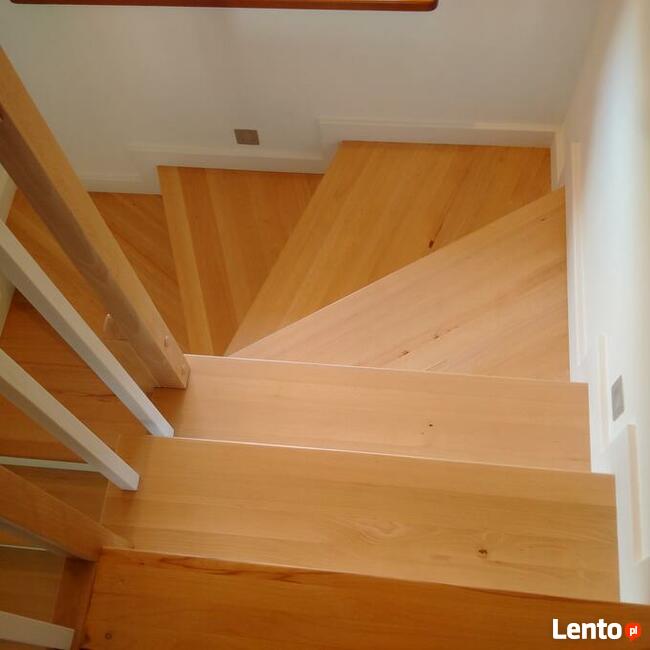 Renowacje schodów drewnianych
