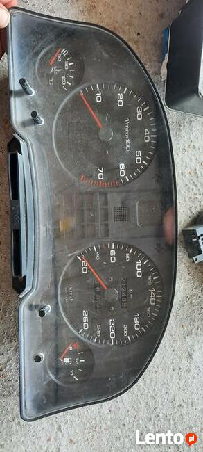 Liczniki audib80 b4 na części