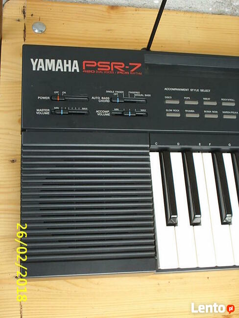 Keyboard Yamaha PSR-7 z osprzętem