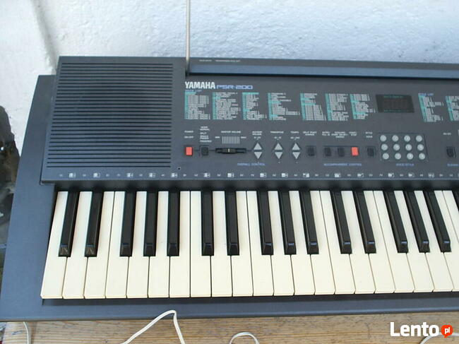 Keyboard Yamaha PSR-200 z osprzętem