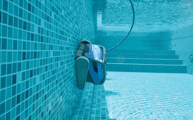 Sprzątanie basenu ogrodowego