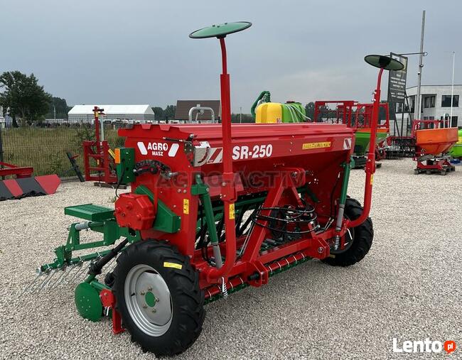 Siewnik Zbożowy AgroMasz 2.5m TRANSPORT