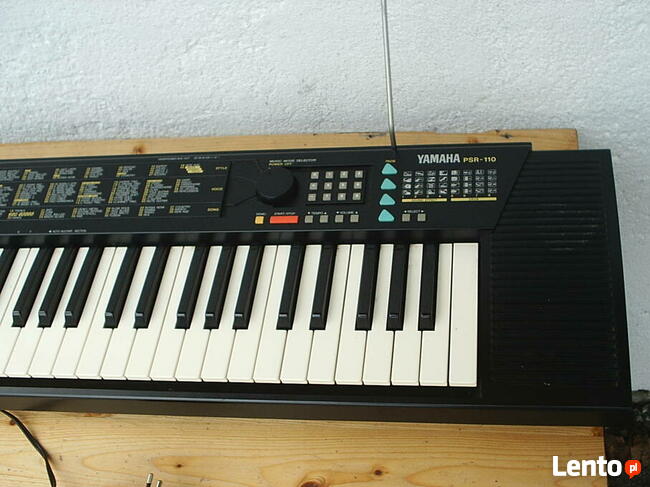 Keyboard Yamaha PSR-110 z osprzętem