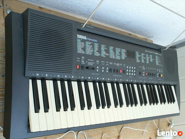 Keyboard Yamaha PSR-200 z osprzętem