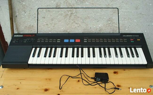 Keyboard Yamaha PSR-7 z osprzętem