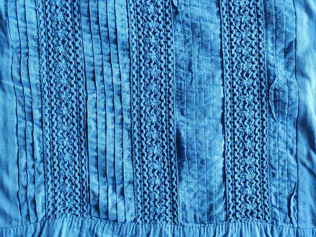 Bluzka bawełniana z ozdobnym haftem