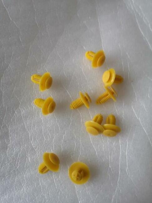 Rovery 75 NOWE spinki listwy prog. wew. plastykowych