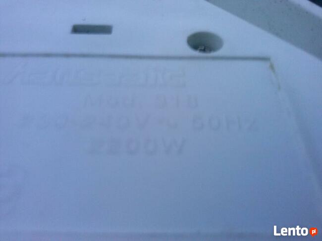 Czajnik elektryczny bezprzewodowy, 30 zł,