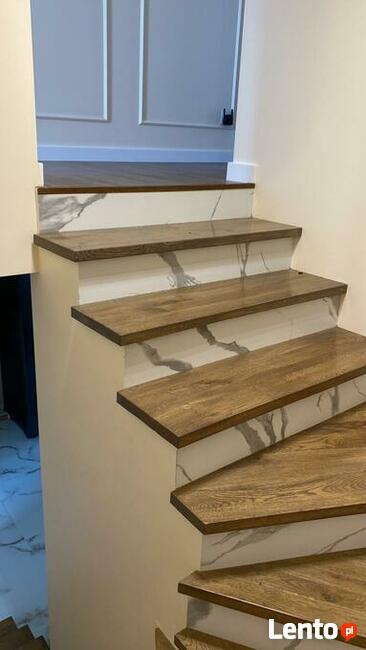 Schody drewniane, trepy, stopnie, cyklinowanie podłóg