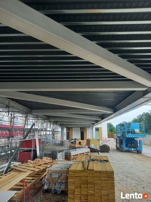 PRACA ZA GRANICĄ Wykończenia