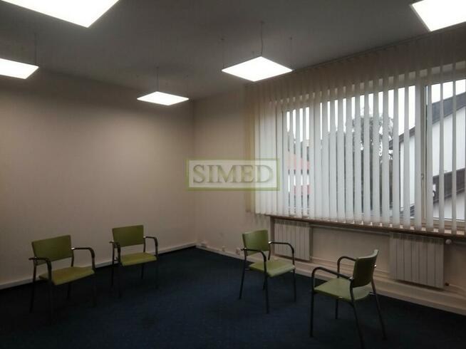 Biuro , swoboda parkowania , dostęp 24 h ,ochrona