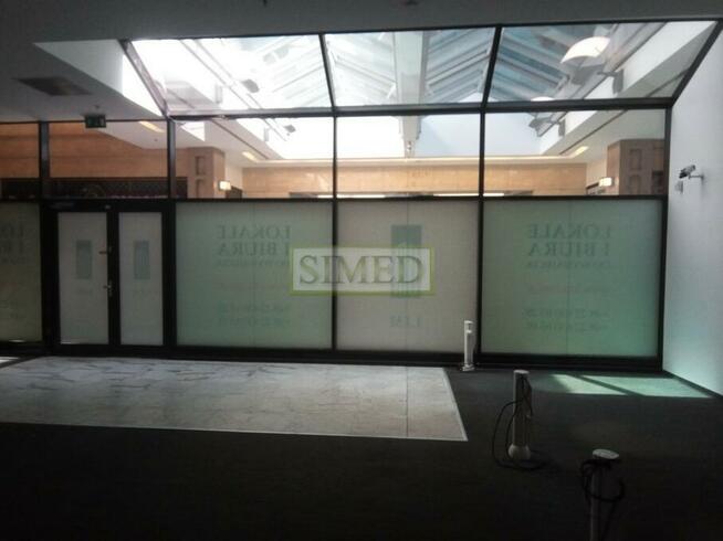 Pasaż handlowy , cukiernia , kawiarnia , piekarnia