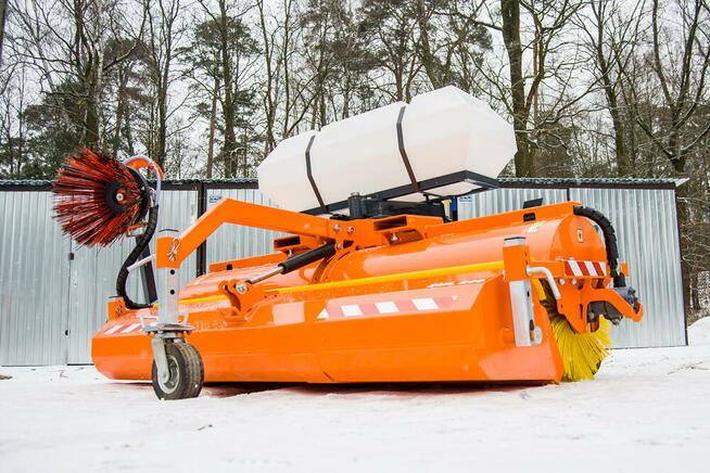 idealnie w utrzymaniu czystości Zamiatarka komunalna ZML 240