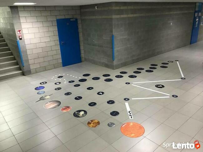 Kosmos - ścieżka edukacyjna - gry korytarzowe dla dzieci