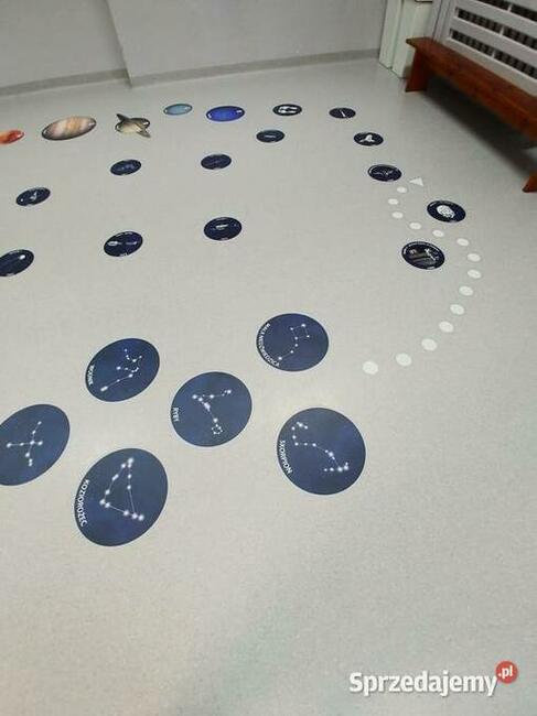 Kosmos - ścieżka edukacyjna - gry korytarzowe dla dzieci