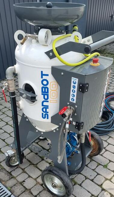 Hydropiaskarka SandBOT 100 plus osprzęt Cena netto 21000
