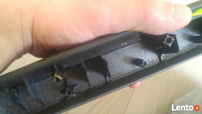 Podłokietnik prawy tył, skórzany czarny A3 S3 RS3 8P - 5D