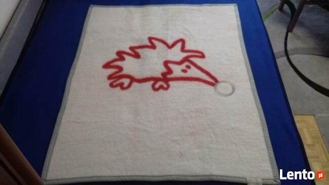 Kocyk mały akrylowy, bardzo miękki, tanio sprzedam