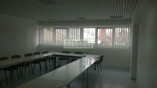 Biurowiec , 600 m 2 , biuro, usługi , Praga