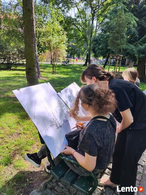 Kurs rysunku odręcznego i zajęcia plastyczne