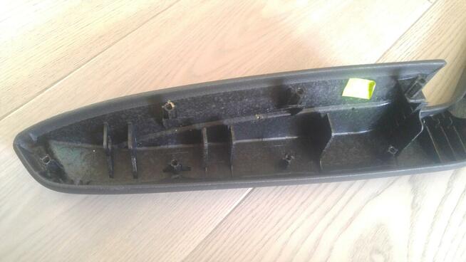 Podłokietnik prawy tył, skórzany czarny A3 S3 RS3 8P - 5D