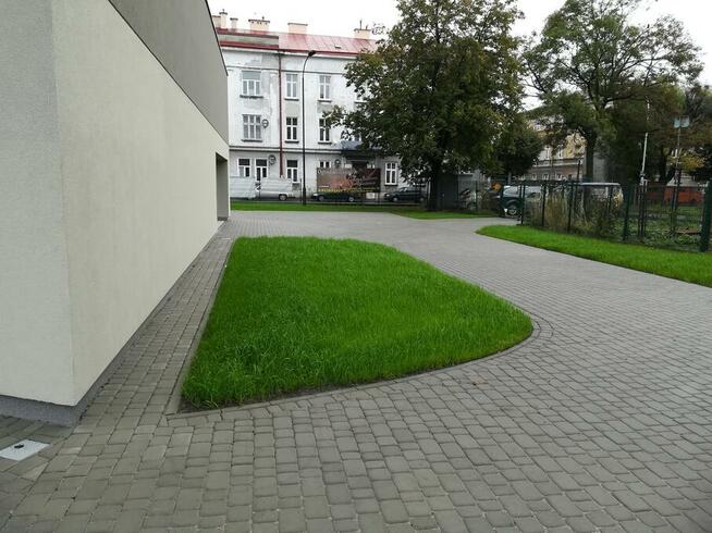 Kompleksowe Układanie Kostki Brukowej Przemysl BRUKEXPERT.PL