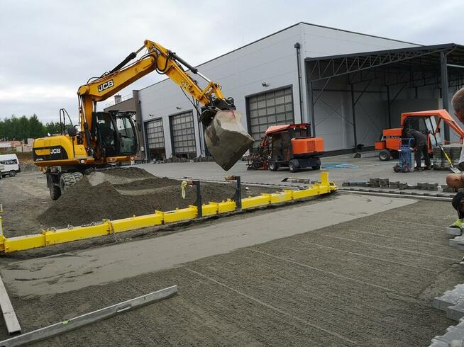 Kompleksowe Układanie Kostki Brukowej Przemysl BRUKEXPERT.PL