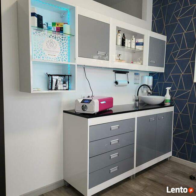 Lapio Professional SHOWroom mebli i urządzeń kosmetycznych